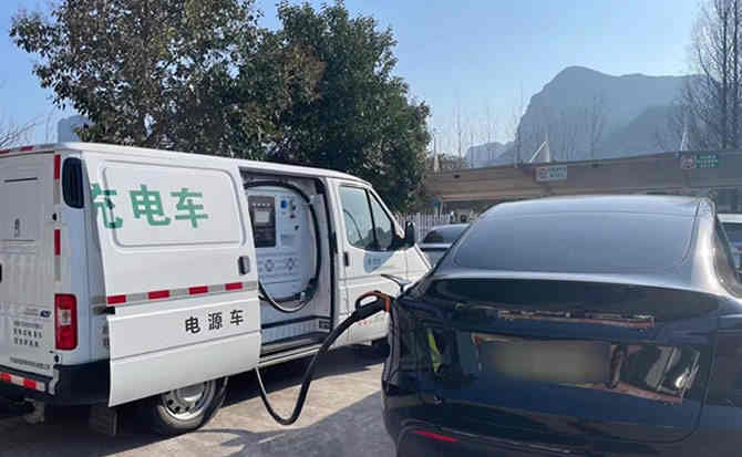 信阳汽车搭电